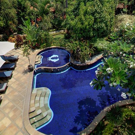 Sawah Lovina Hotel Exterior photo